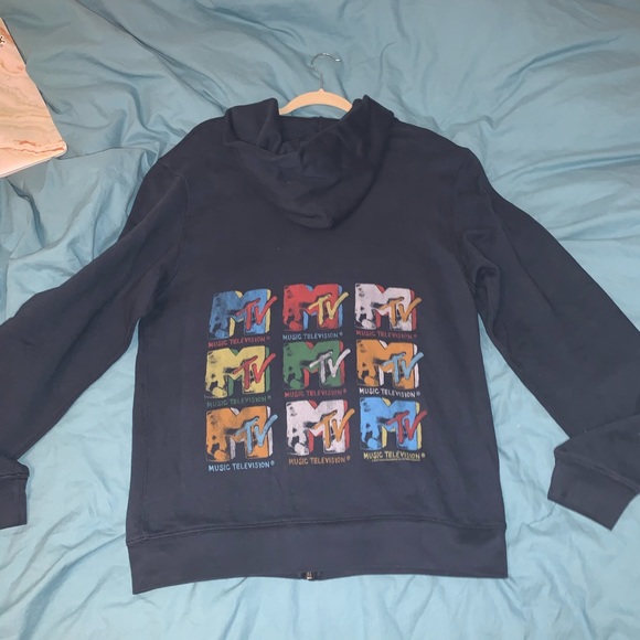 Zip-up Hoodie - Picture 3 of 3
